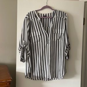 Torrid pullover blouse, size 3